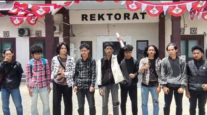 ALIANSI MAHASISWA IAIN BONE KEMBALI TURUN: IAIN BONE DARURAT TRANSPARANSI