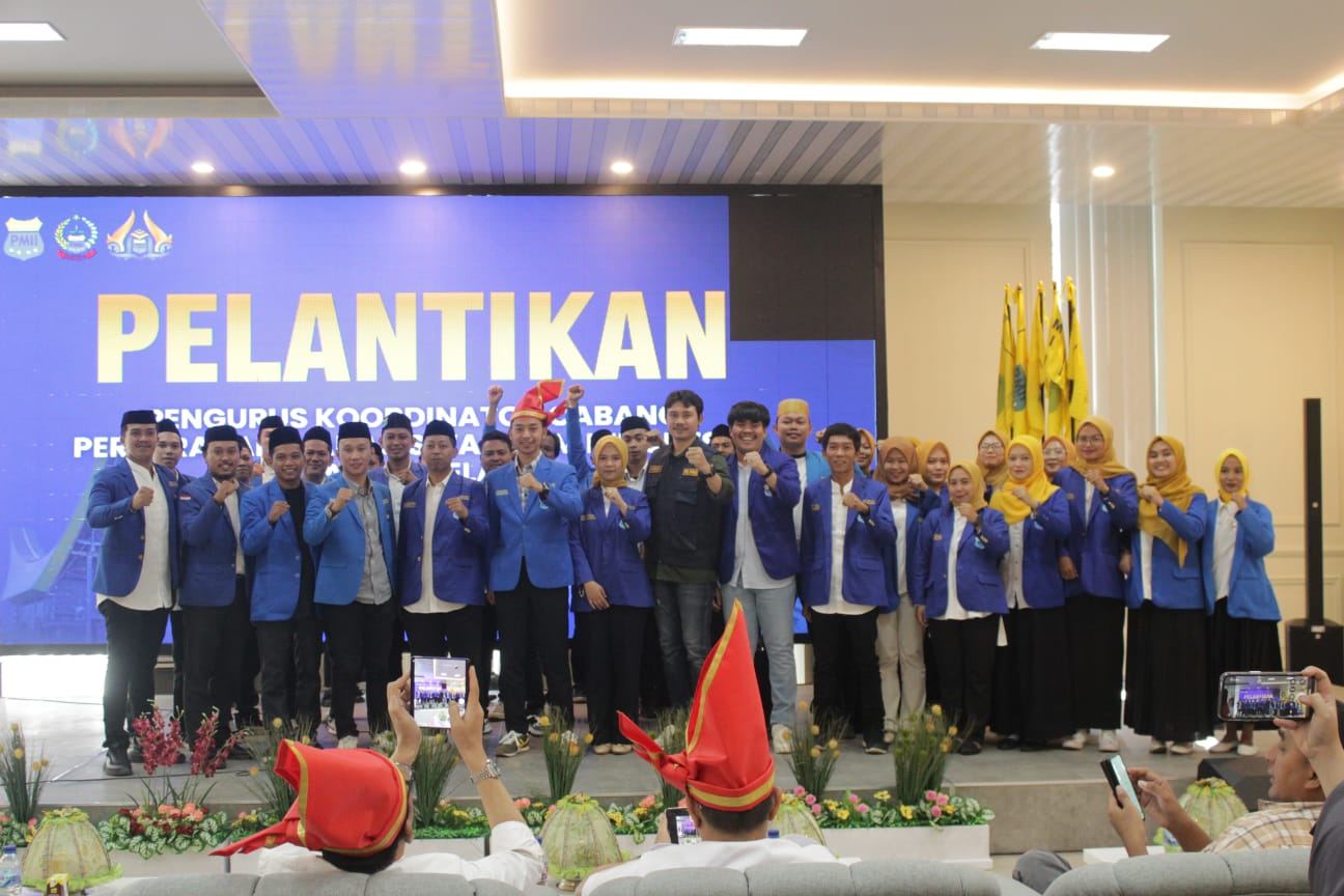 KELANGKAAN LPG 3 KG, PERTALITE DAN BBM SUBSIDI: PKC PMII SULSEL PERTANYAKAN KINERJA INTELEJENSI POLDA SULSEL DAN PENANGANAN YANG LAMBAN, SERTA INDIKASI OKNUM YANG BERMAIN DENGAN MAFIA.